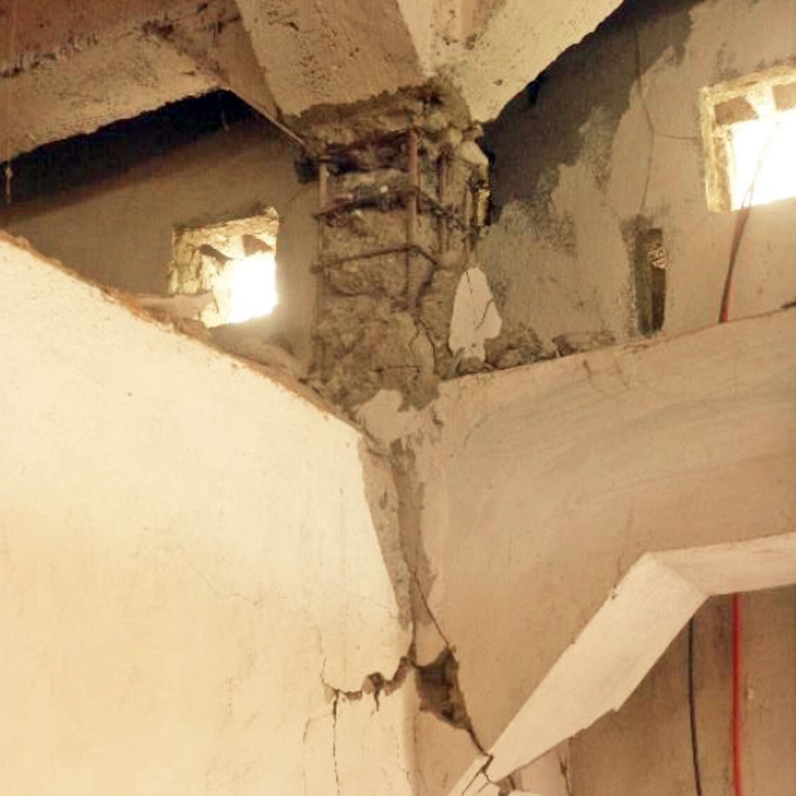 SchaedenBerufsschuleErbeben2021